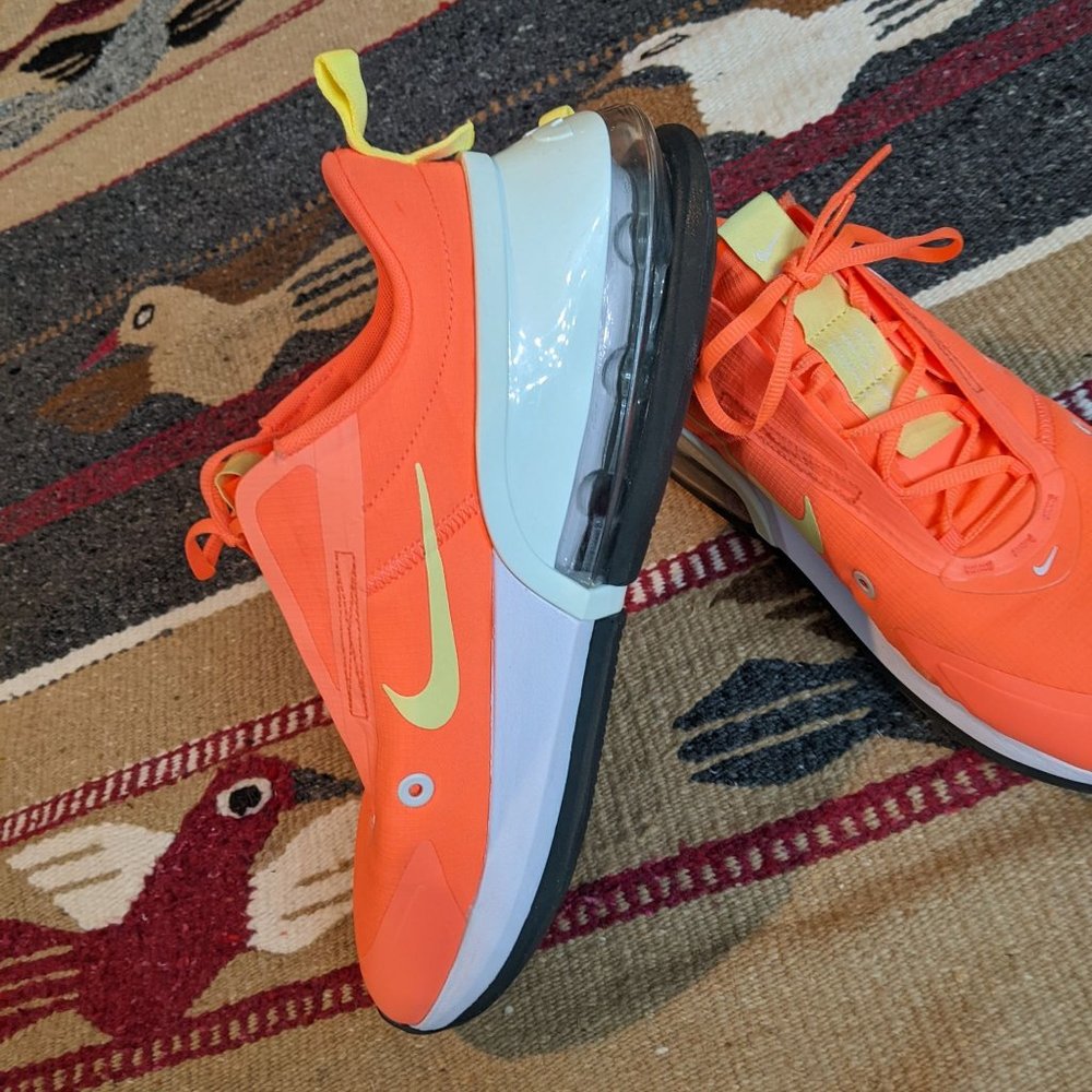 Nike Air Max Sneakers Color Mango/Peach Women's Size 10 - Picture 9 of 12